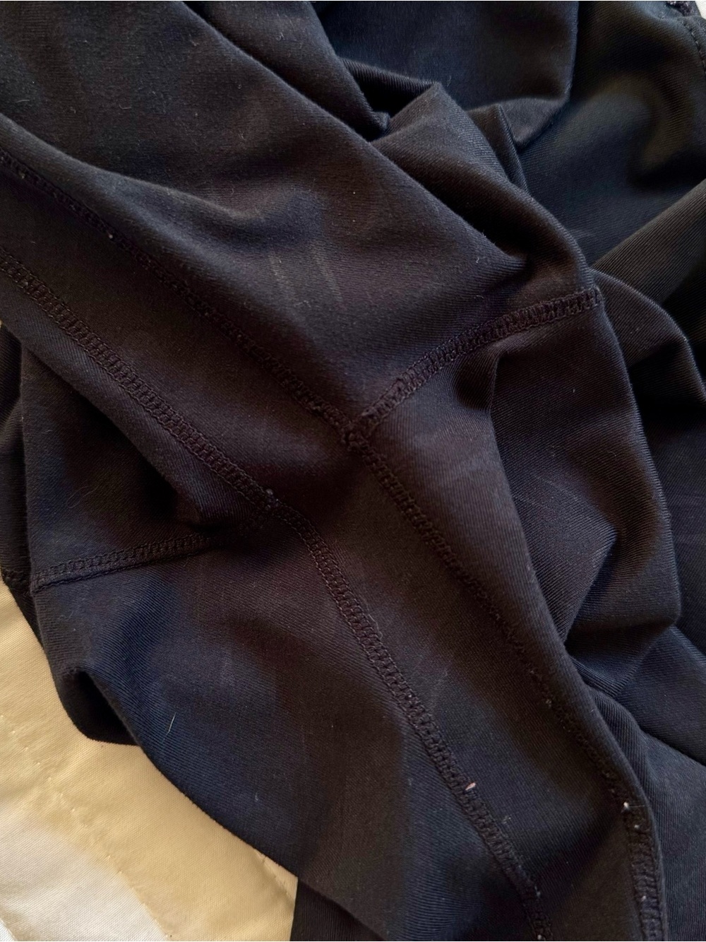 Nike Training Dri Fit Icon Clash Embossed All Over Print Leggings, Black – XS - Picture 6 of 7